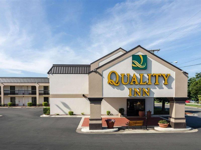 Quality Inn Lynchburg Near University Buitenkant foto