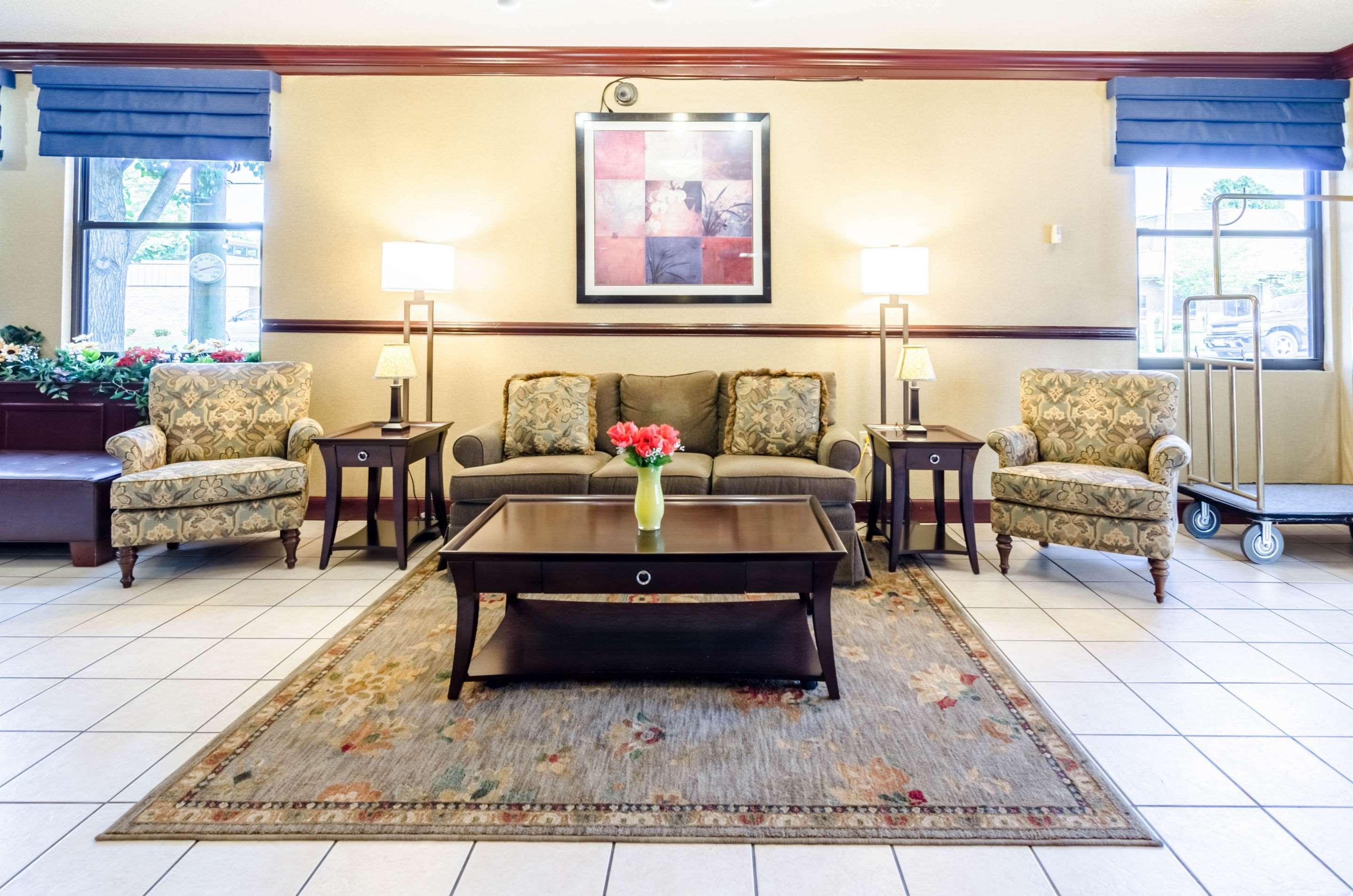 Quality Inn Lynchburg Near University Buitenkant foto