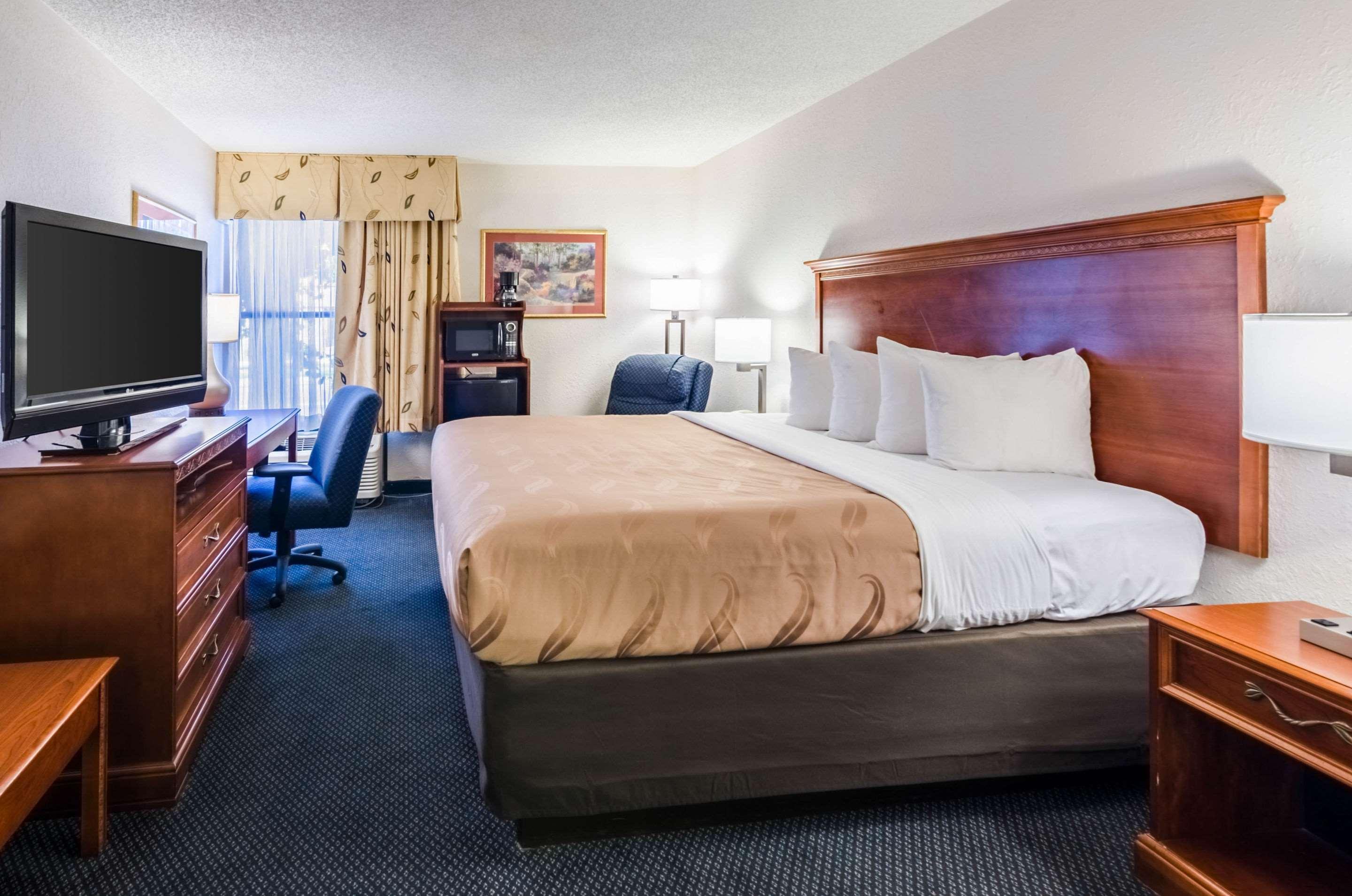 Quality Inn Lynchburg Near University Buitenkant foto